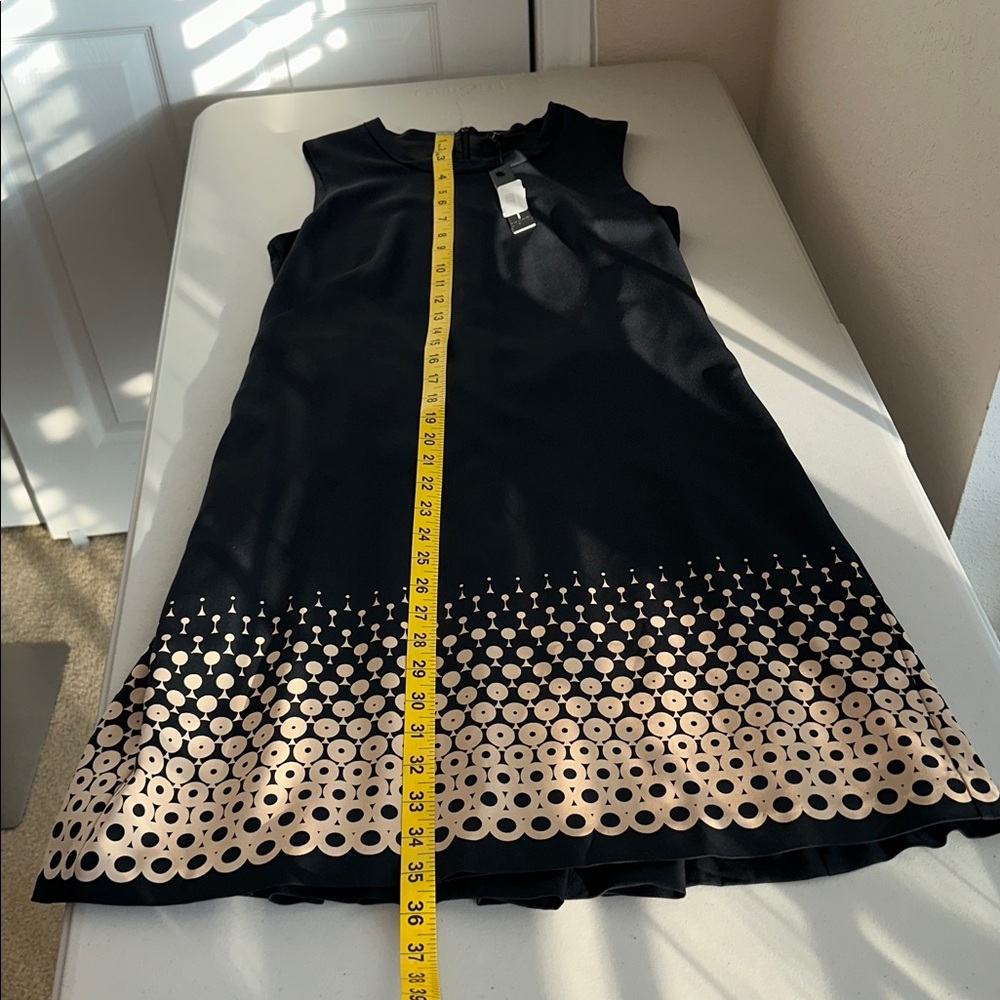 NWT TAHARY Black Omega Dress with Zipper Detail Sz 2. - Picture 10 of 16